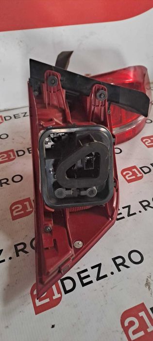 Stopuri VW Passat B7 Berlina / stop stanga stop dreapta