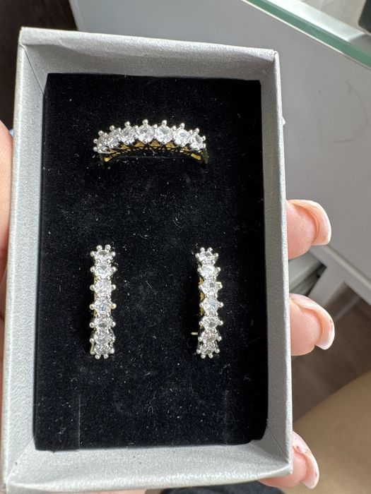 Продам набор: серьги и кольцо