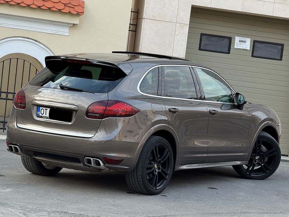 PORSCHE Cayenne 2013 — imagine 3