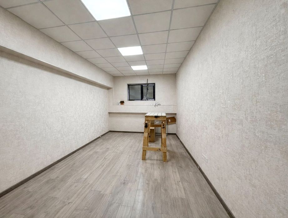 Продаётся или сдаётся цокольное помещение под офис , ул Матхумкули