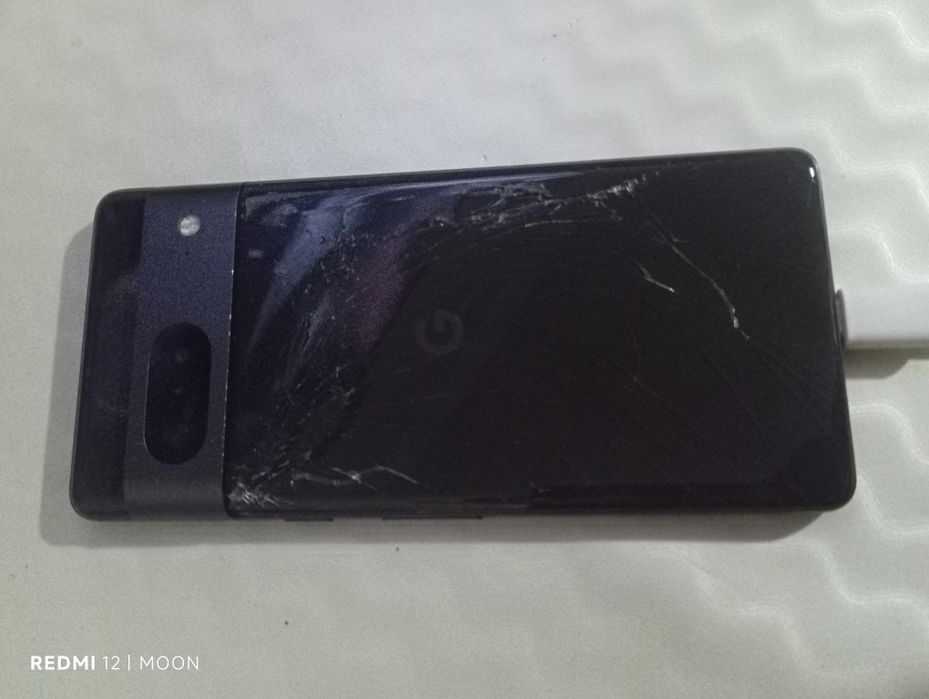 Honor play. Google pixel 7. Samsung galaxy s8