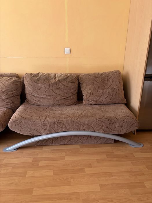 Диван разтегаем с място за съхранение