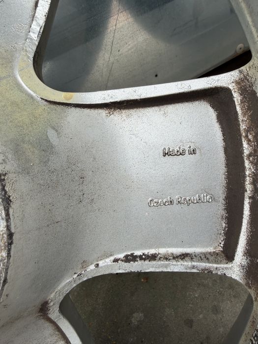 Оригинални джанти Skoda 5x112 17цола