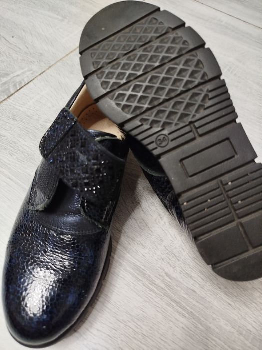 Туфли подростковые на девочку