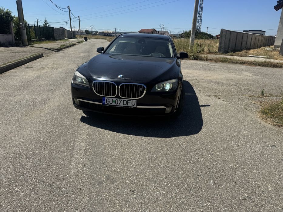 Bmw 730d 245cp // 2009 **5 Butoane** Proprietar