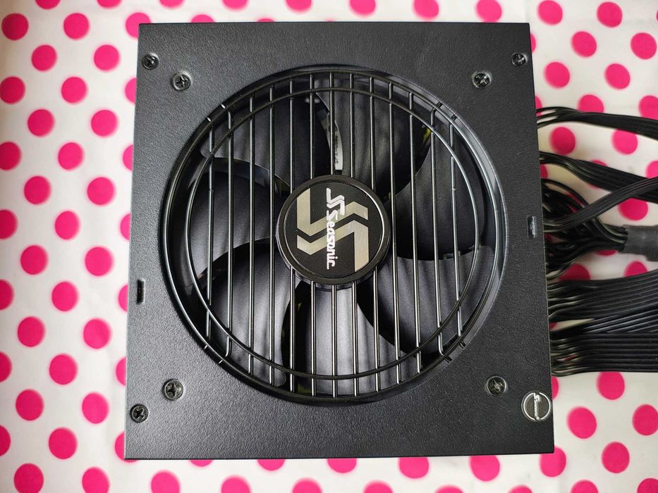 Sursa Seasonic Focus GX-850, 80+ Gold, 850W.