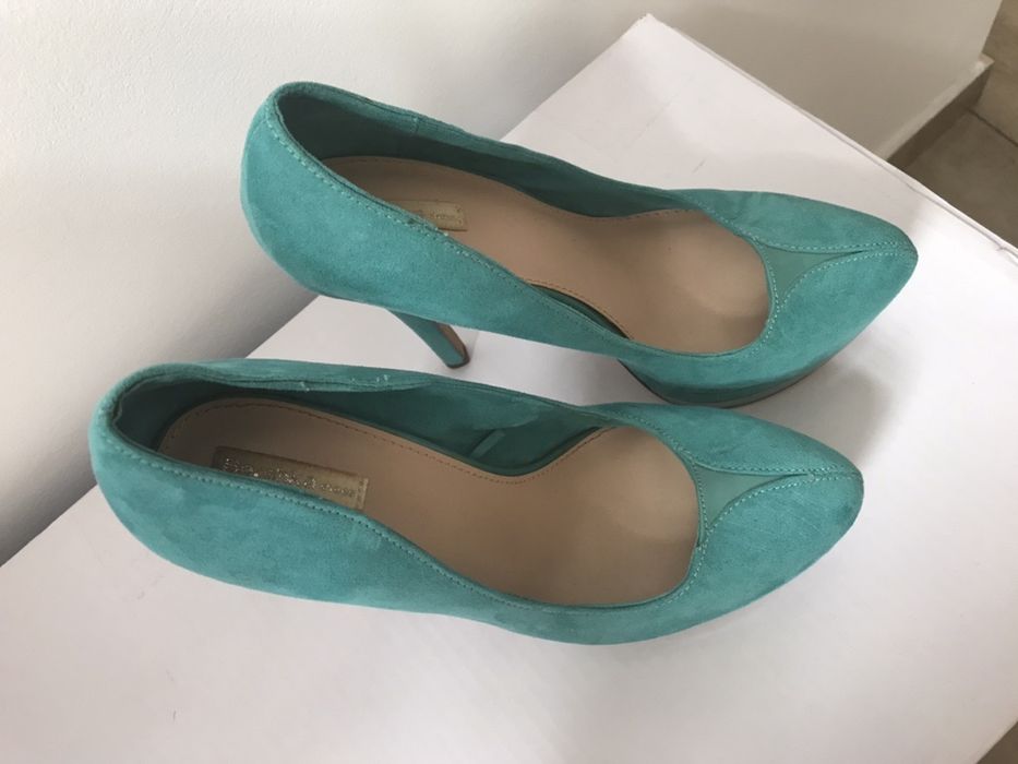 Pantofi turcoaz Bershka