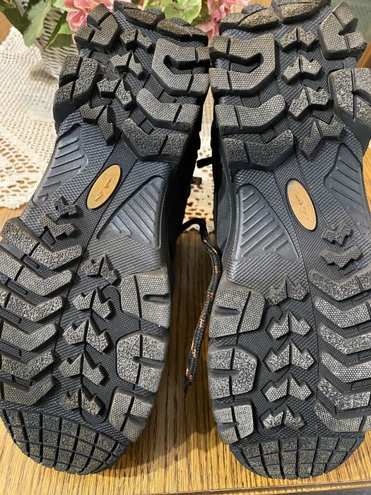 Обувки Nike НОВИ  41 номер