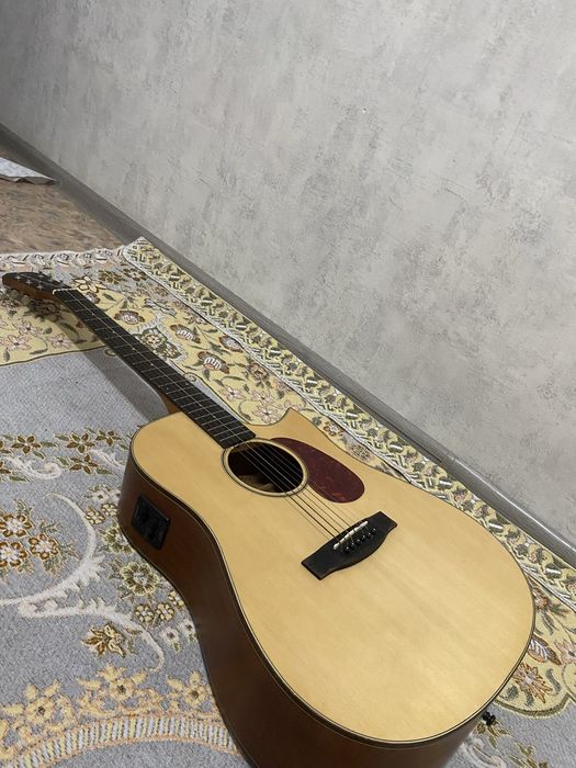 Продается Гитара