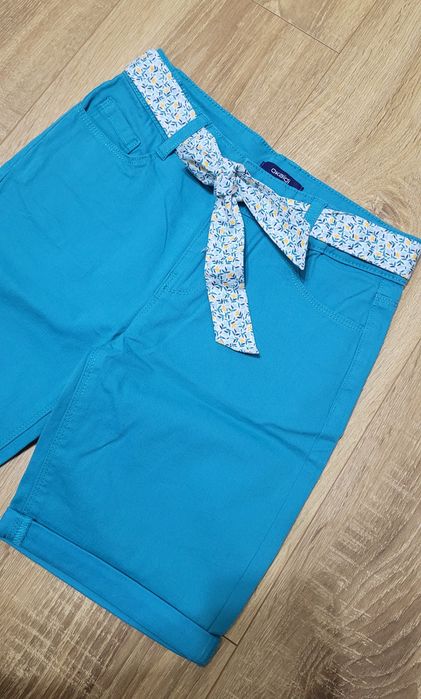Pantaloni scurti de vara