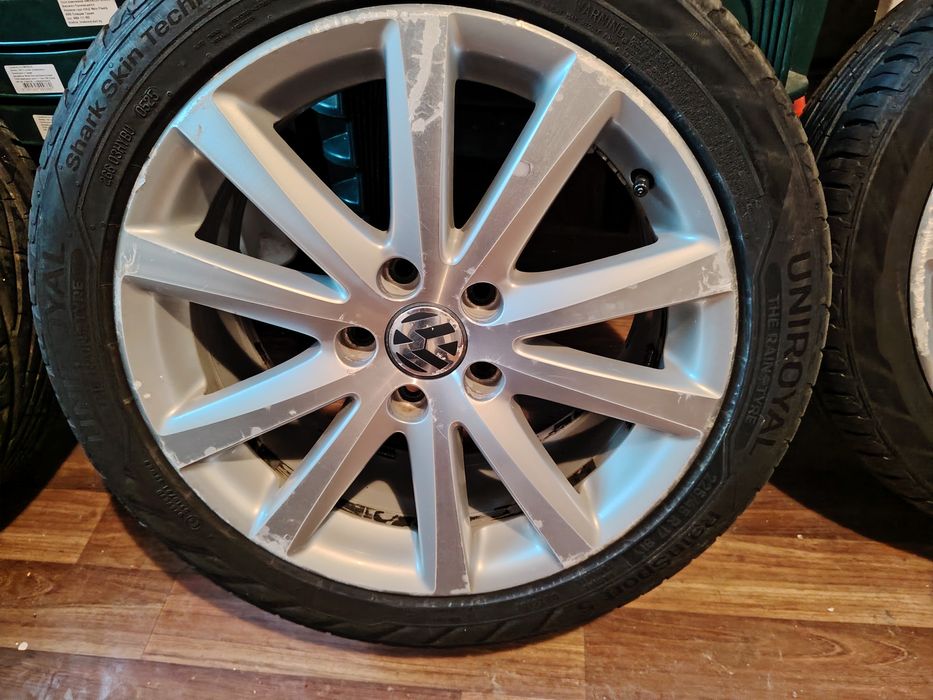 Продавам 5 Гуми Uniroyal с джанти към тях