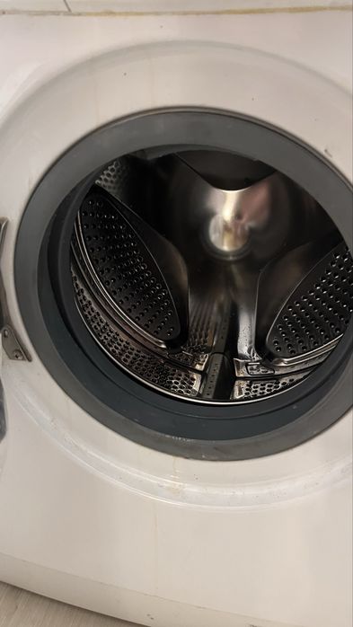 Стиральная машина автомат