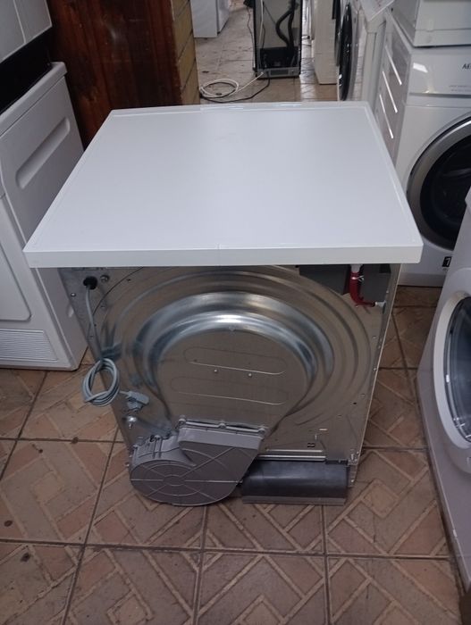 Сушилна с термо помпа Аег AEG Protex Plus 8кг A+++ 2 години гаранция!