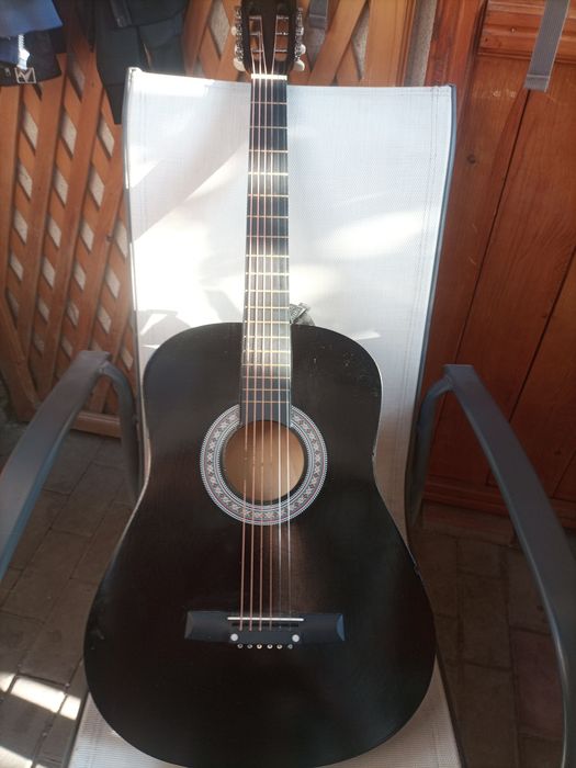 Chitara acustica