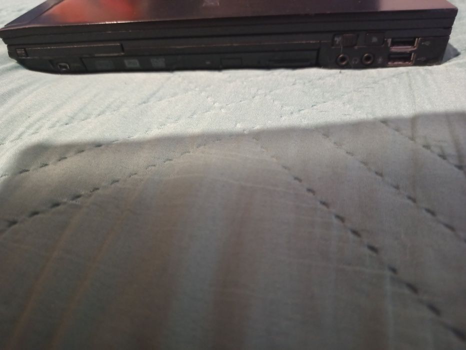 Продавам лаптоп използван