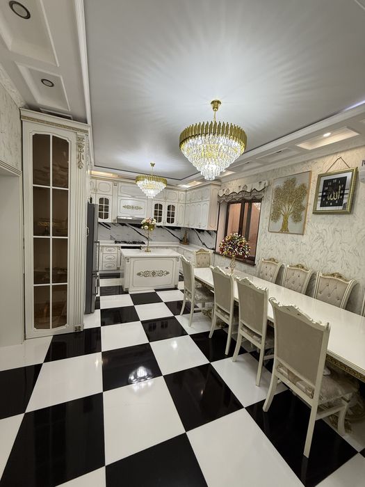 Продам дом с жженного кирпича