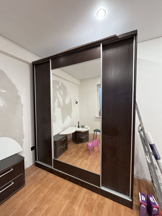 Шкаф купе , в хорошем состоянии