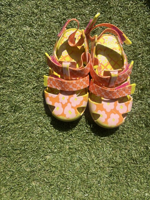 Детски сандали 22 размер mini Melissa