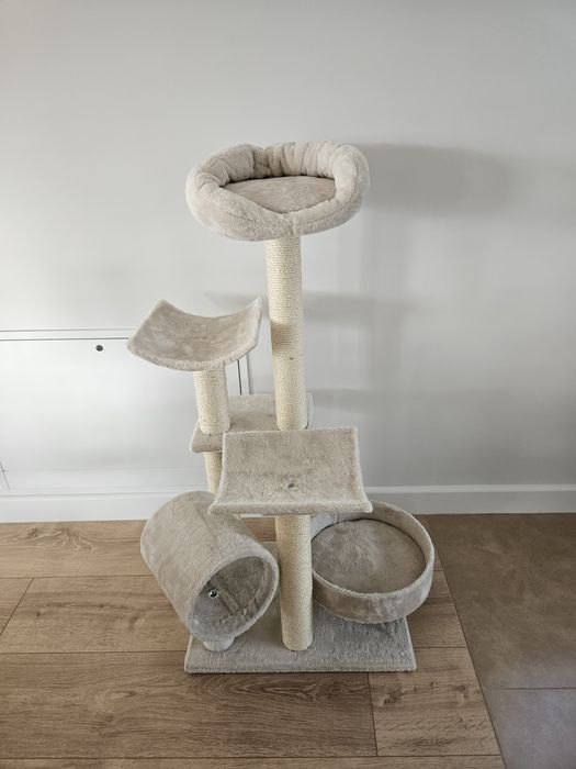 Ansamblu de joaca pisici