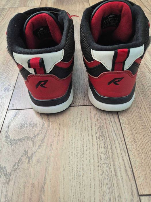 Детски кецове APG