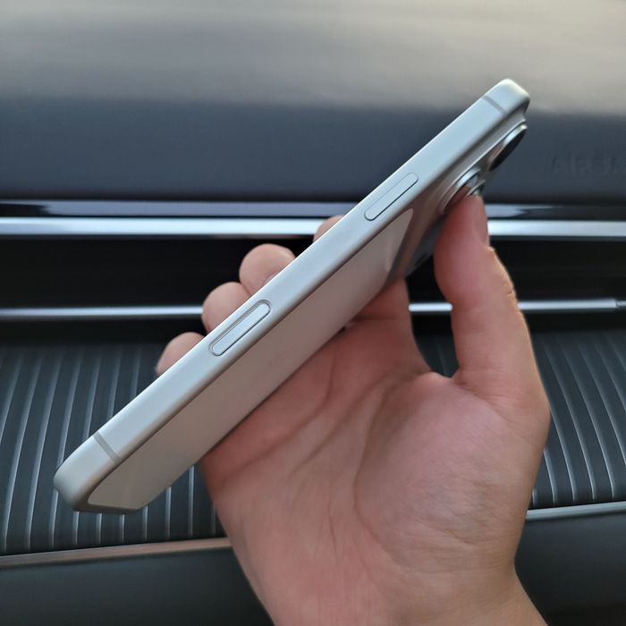 IPhone 14 Pro Max 17 Pro Max kõrpus taqilgan