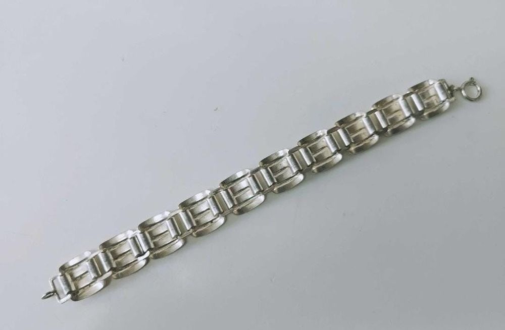 Veche bratara placata cu argint