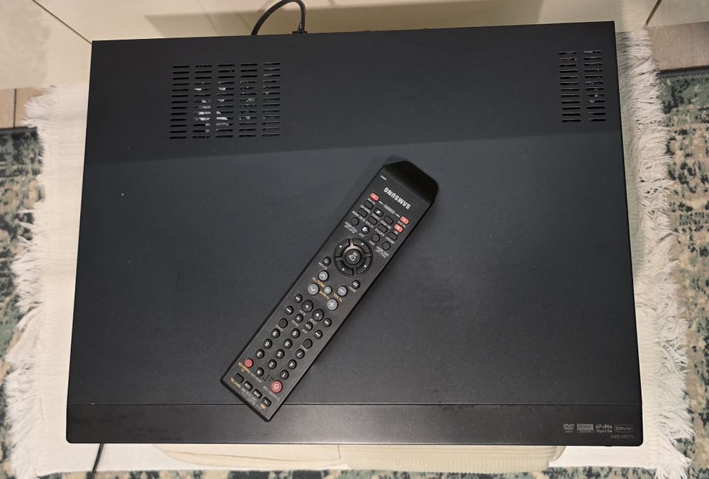 Video vhs si dvd recorder samsung