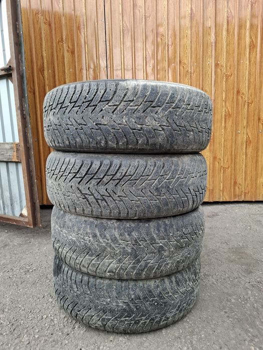Продам зимнию резину r16