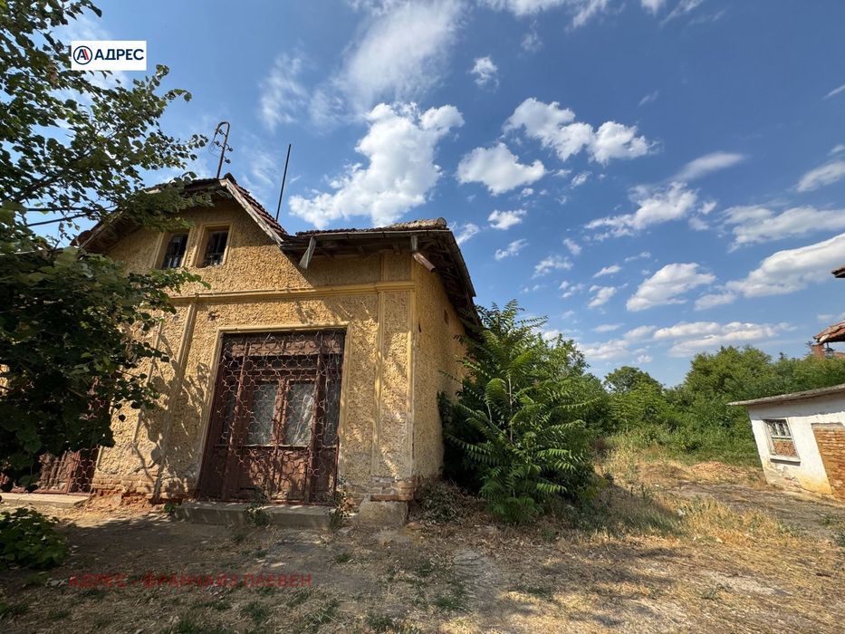 Продава се Магазин в с. Рогозен, Област Враца - 337 кв.м за 84 €/кв.м - Снимка #3