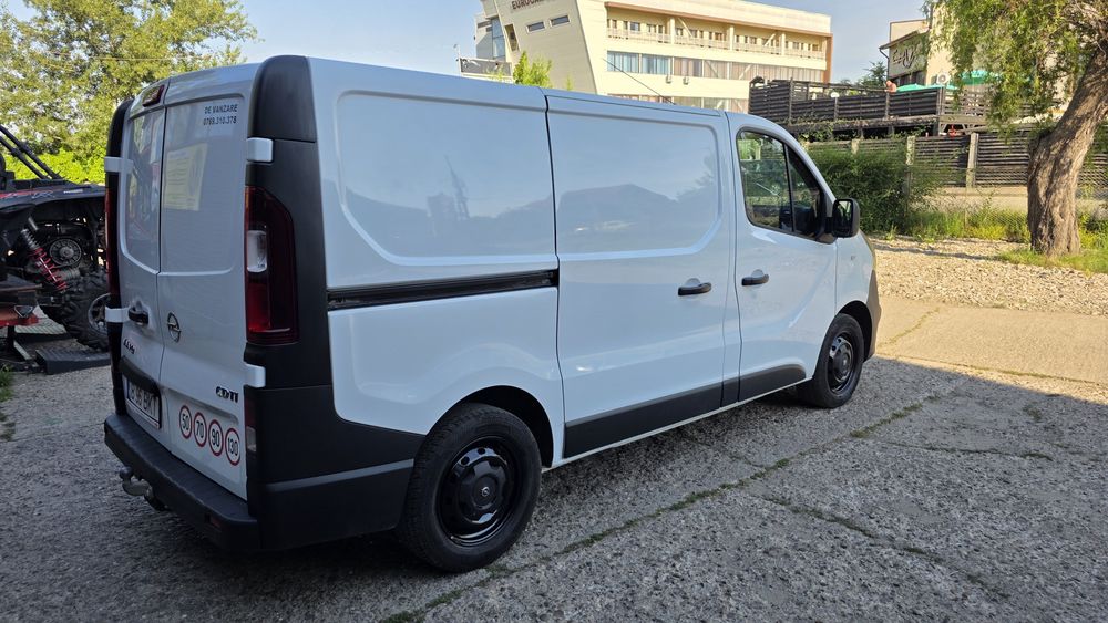 OPEL Vivaro 2014