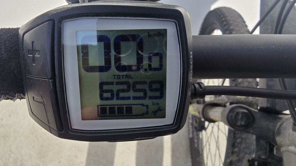 Vând bicicleta electrica Bulls