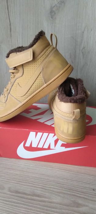 Nike - боти Горчица/Кафяв