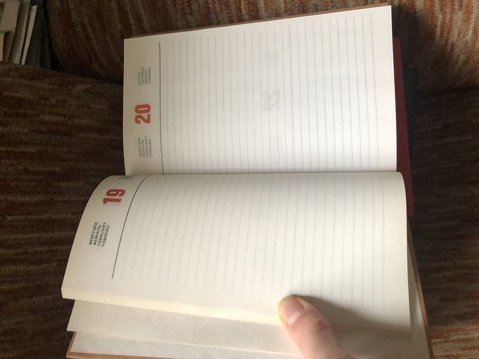 Тефтер-календари и азбучници