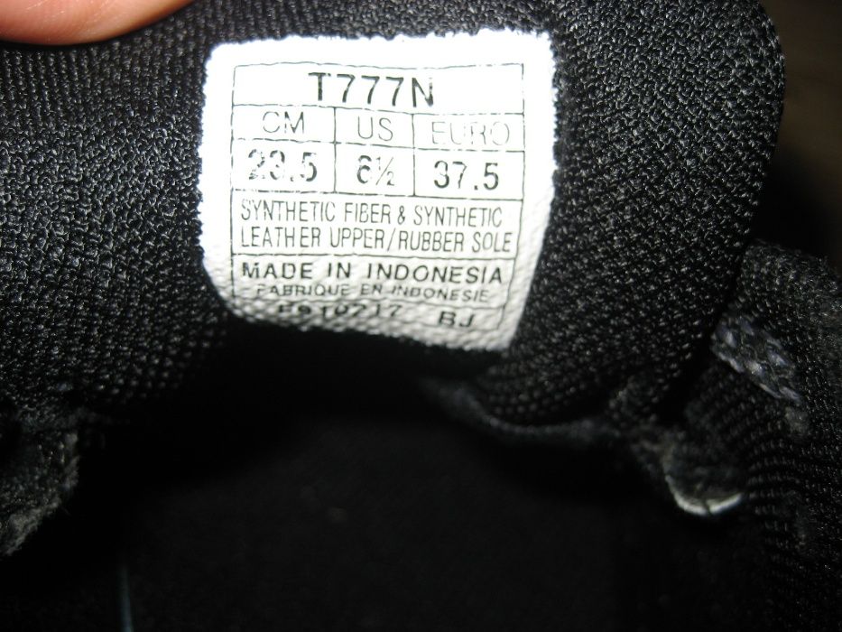 Lowa Sirkos GTX, Asics Gel Sonoma 3 Gore-tex