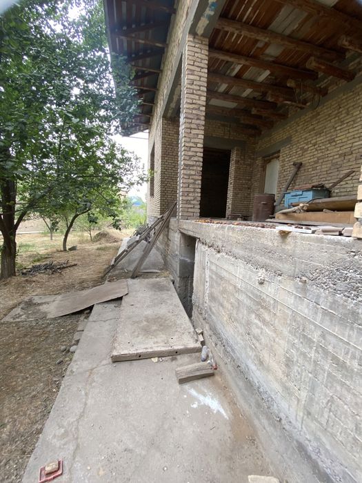 Uy Sotiladi 9.2 sotix Izzada bozorga yaqin