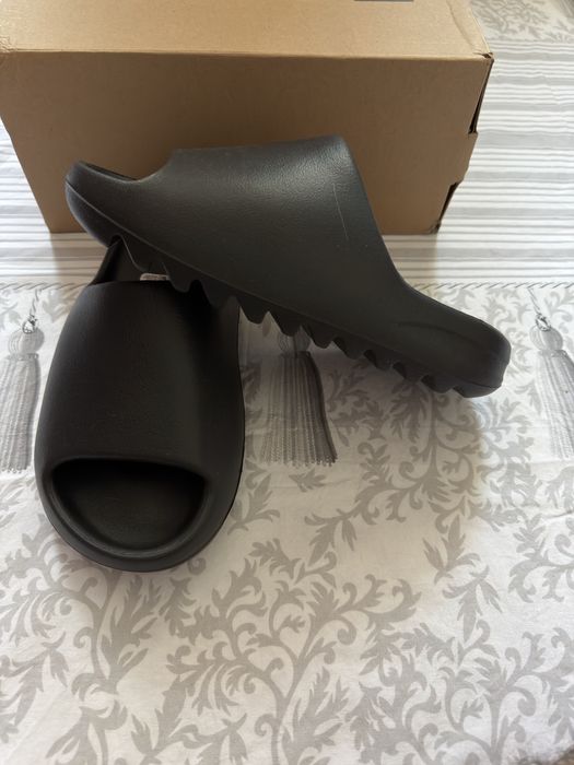 Adidas Yeezy Slides