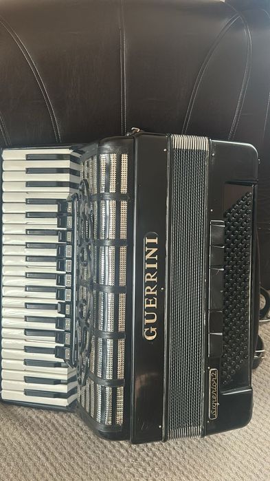 Acordeon CONSONA 120basi