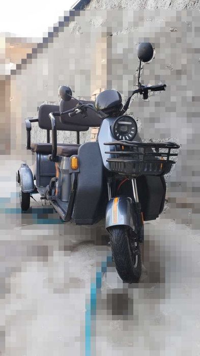 Skuter motobek 3 kishilik