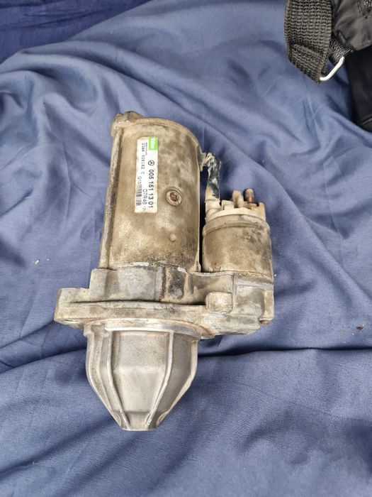 Vând electromotor Mercedes E-Klass W211 2.2 diesel automat