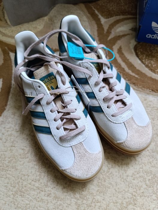 Новые кроссовки Adidas Gazelle Bold