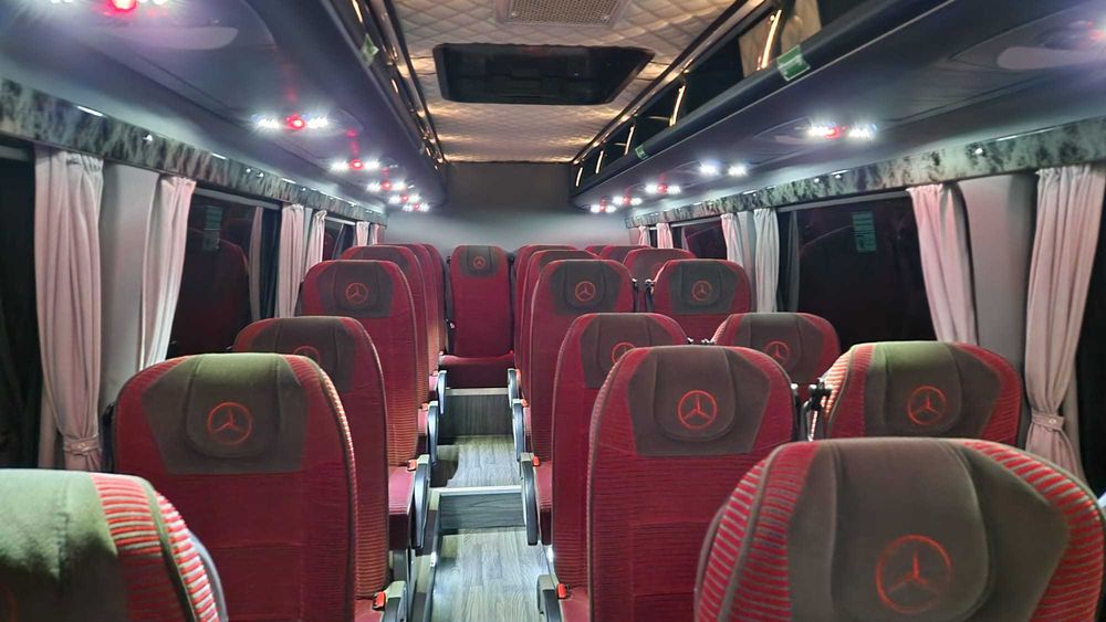 Inchiriere microbuze/autocare. Transport turistic, excursii, etc.