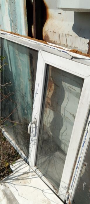 Срочно продам пластиковое окно
