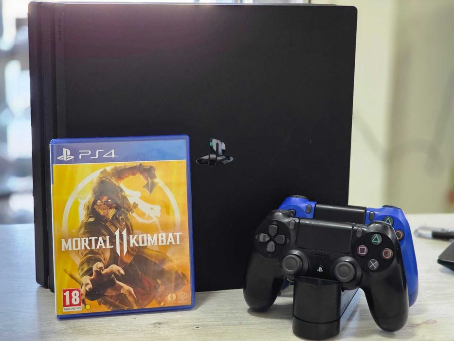 Playstation 4 PRO 1TB (PS4 PRO) + два джойстика и зарядна станция