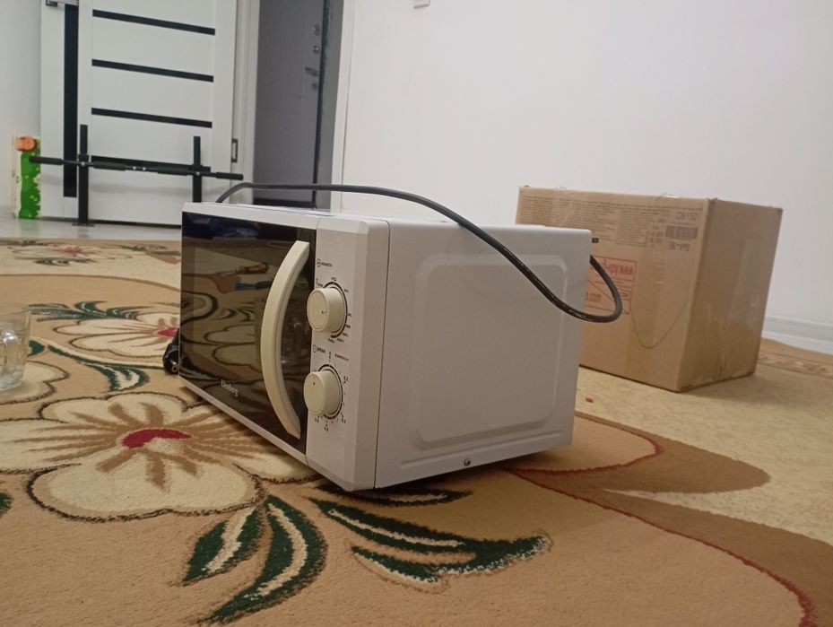 Микравалновка Elenberg