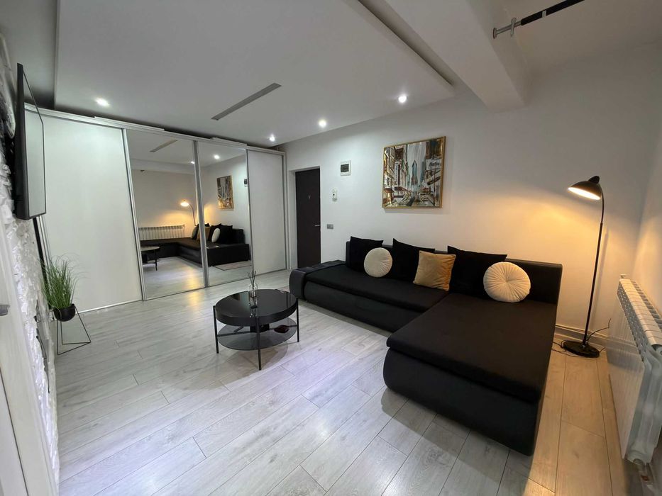 Apartament 3 camere de vanzare strada Parcul Poligon, Floresti