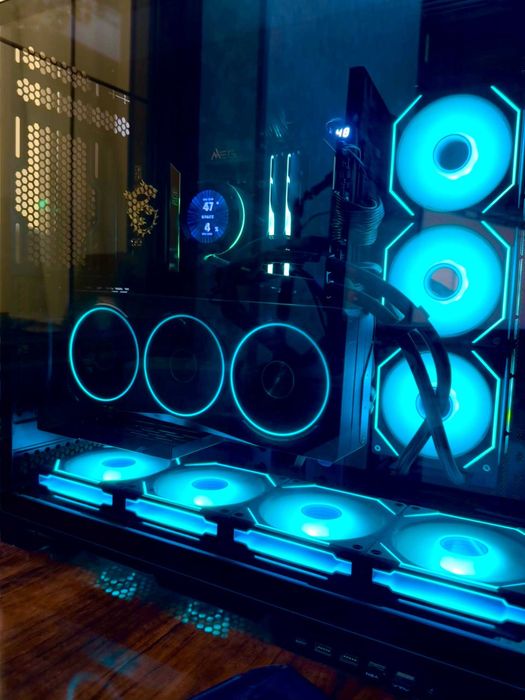 Gigabyte AORUS GeForce RTX 5070 MASTER 12GB — почти новая