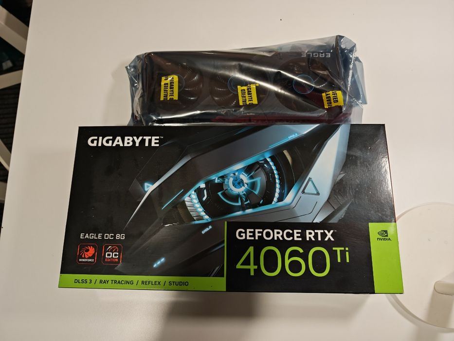 RTX 4060 TI 8GB  cu  garanție