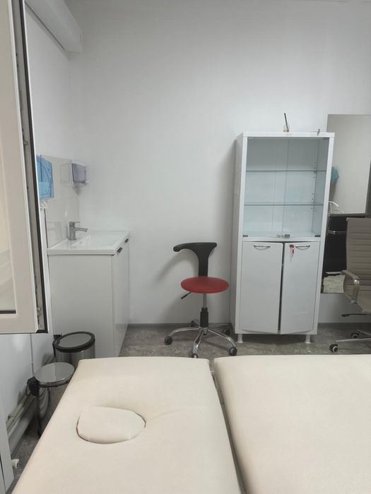 Продается мебель для клиники