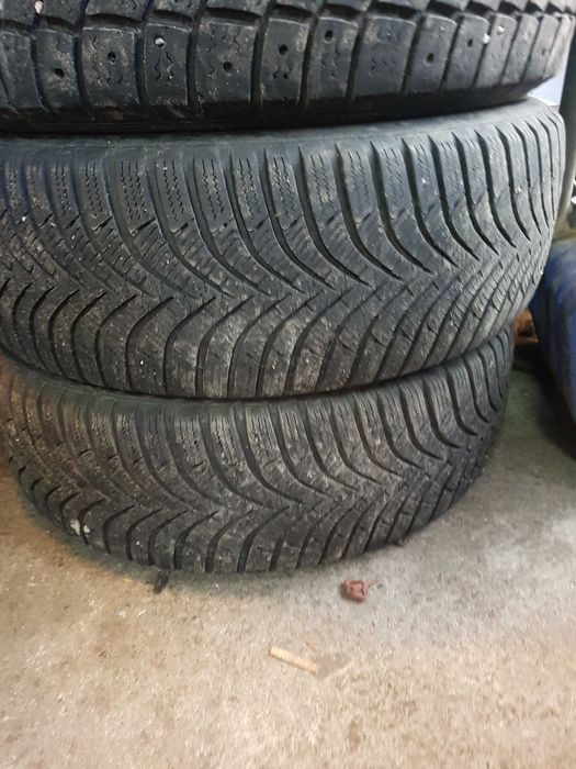 Продавам зимни гуми
