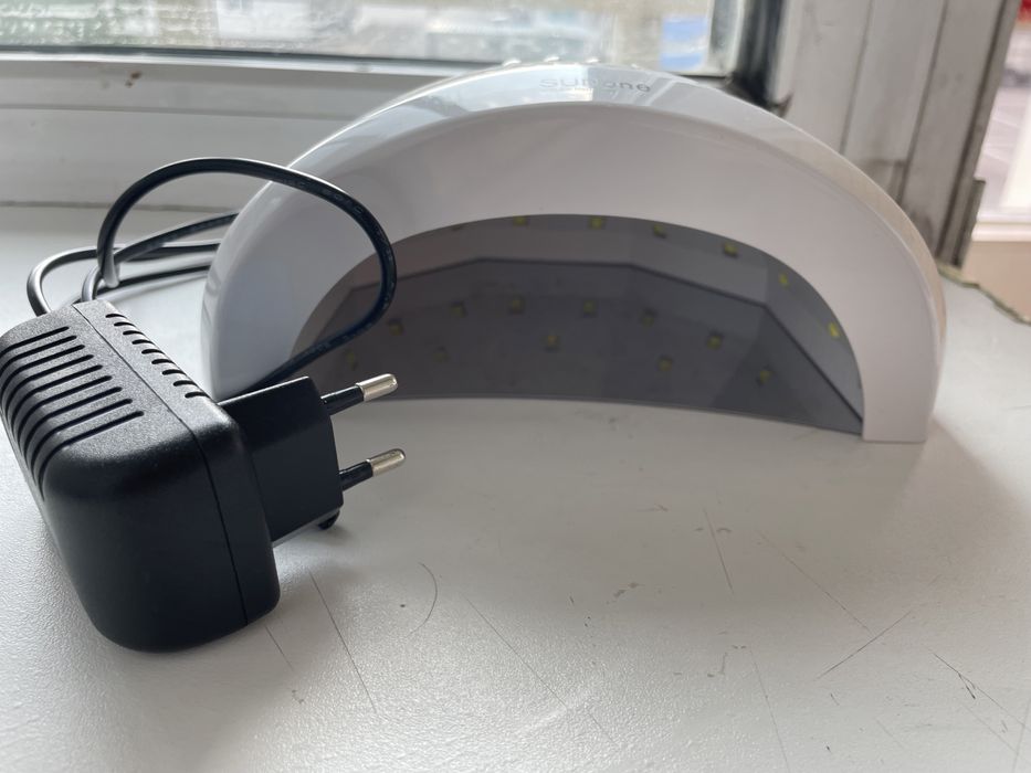 Продам лампу для маникюра